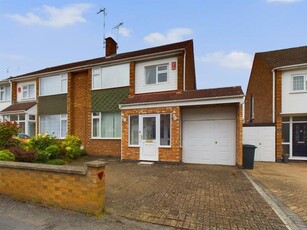 3 bedroom semi-detached house for sale in Babbacombe Road, Styvechale, Coventry, CV3