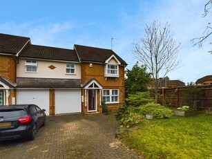 3 bedroom semi-detached house for sale in Bowling Green Lane, Reading, Purley on Thames, RG8