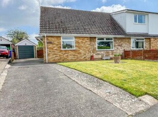 3 Bedroom Semi-detached House For Sale In Caistor, Lincolnshire