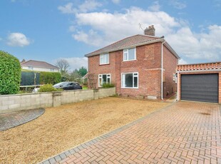 3 bedroom semi-detached house for sale in Cozens-Hardy, Norwich, NR7