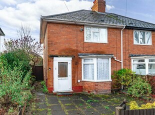 3 bedroom semi-detached house for sale in Greenoak Crescent, Birmingham, West Midlands, B30