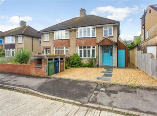3 bedroom semi-detached house for sale in Home Close, Wolvercote, Oxford, OX2