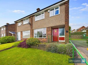 3 bedroom semi-detached house for sale in Meadowbank Avenue, Allerton, Bradford, West Yorkshire, BD15