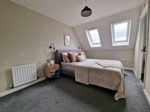 3 bedroom semi-detached house for sale in Ruardean Drive, Tuffley, Gloucester, GL4