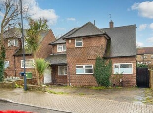 3 Bedroom Semi-detached House For Sale In Wembley, London