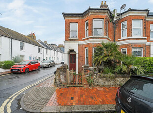 3 bedroom semi-detached house for sale in York Road, Worthing, West Sussex, BN11