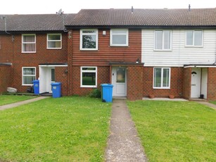 3 bedroom terraced house for rent in Castlemere Avenue, Queenborough, ME11