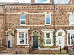 3 bedroom terraced house for sale in Milton Street, York, YO10