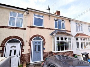 3 bedroom terraced house for sale in Station Road, Kingswood, Bristol, South Gloucestershire, BS15