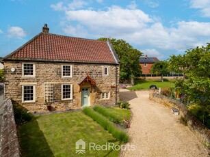 4 bedroom farm house for sale in Church Lane, Harlington, Doncaster, South Yorkshire, DN5