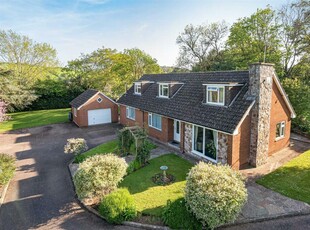 4 bedroom bungalow for sale in Trood Lane, Matford, Exeter, EX2