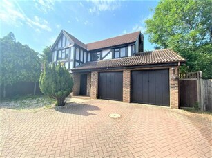 4 Bedroom Detached House For Rent In Hayes, Yeading
