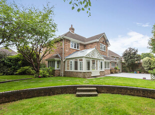 4 bedroom detached house for rent in Sarum View, Off Sarum Road, Winchester, Hampshire, SO22