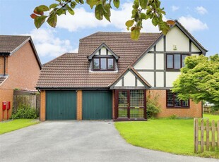 4 bedroom detached house for sale in Ascott Gardens, West Bridgford, Nottinghamshire, NG2 7TH, NG2