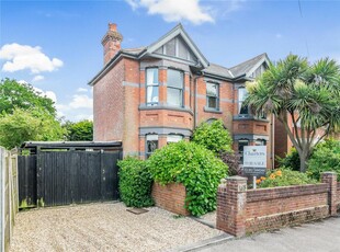 4 bedroom detached house for sale in Bellemoor Road, Upper Shirley, Southampton, Hampshire, SO15
