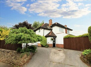 4 bedroom detached house for sale in Broomhill Road, Kimberley, Nottingham, NG16
