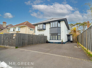 4 bedroom detached house for sale in Heatherlea Road, Southbourne, Bournemouth, BH6 3HN, BH6