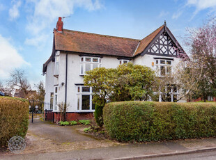 4 bedroom detached house for sale in Hob Hey Lane, Culcheth, Warrington, Cheshire, WA3 4NR, WA3