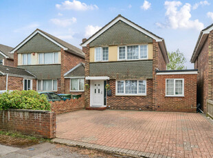4 bedroom detached house for sale in Magpie Gardens, Sholing, Southampton, Hampshire, SO19