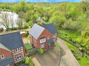 4 Bedroom Detached House For Sale In Salisbury, Wiltshire