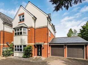 4 bedroom detached house for sale in Sunderland Avenue, North Oxford, OX2