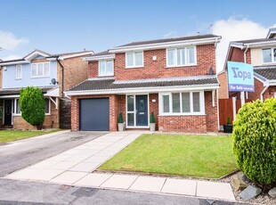 4 bedroom detached house for sale in Thornton Moor Close, York, YO30
