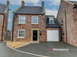 4 bedroom detached house for sale in Turnberry Drive, Trentham, Stoke-on-Trent, ST4