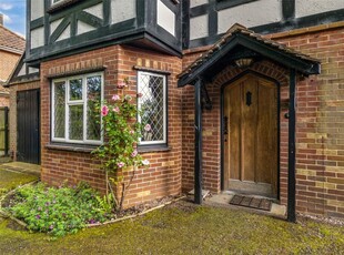 4 bedroom detached house for sale in Wellesley Avenue South, Norwich, Norfolk, NR1