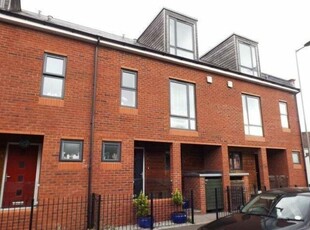 4 bedroom end of terrace house for rent in Ashley Mews, Avonmouth, BS11