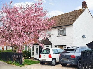 4 bedroom end of terrace house for sale in Cambridge Road, Canterbury, CT1