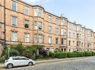 4 bedroom flat for rent in (3f1) Thirlestane Road, Marchmont, Edinburgh, EH9