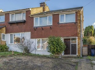 4 Bedroom Semi-detached House For Sale In Buckinghamshire