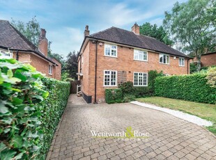 4 bedroom semi-detached house for sale in Weoley Hill, Bournville, Birmingham, West Midlands, B29 4AA, B29