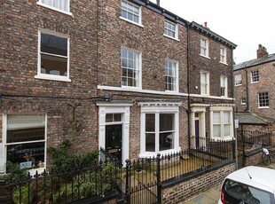 4 bedroom terraced house for rent in Peckitt Street, York, North Yorkshire, YO1