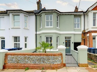 4 bedroom terraced house for sale in Eriswell Road, Worthing, BN11
