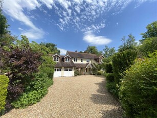5 bedroom detached house for rent in Chilbolton Avenue, Winchester, Hampshire, SO22