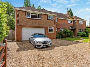 5 bedroom detached house for sale in Salts Avenue, Loose, Maidstone, ME15