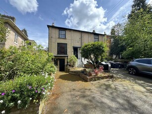 5 bedroom semi-detached house for sale in Norwich Road, Ipswich, IP1