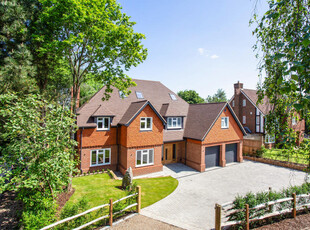 6 bedroom detached house for sale in Orwell Spike, West Malling, ME19