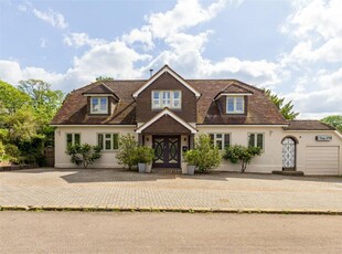 6 bedroom detached house for sale in Somerswey, Shalford, Guildford GU4