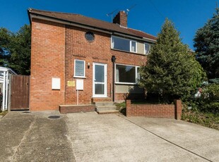6 bedroom semi-detached house for rent in Downs Road, Canterbury, CT2