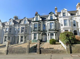 8 bedroom terraced house for sale in Whitefield Terrace, Plymouth, PL4