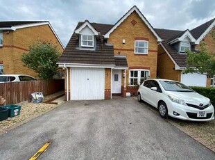 Detached house to rent in Savages Wood Road, Bradley Stoke, Bristol BS32