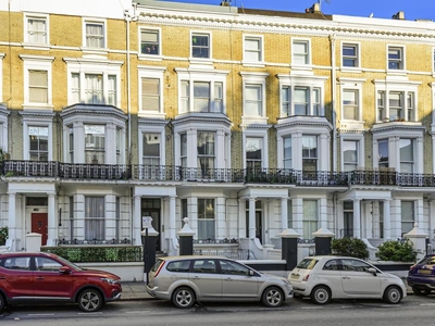 1 bedroom Flat for sale in Holland Road, Holland Park W14
