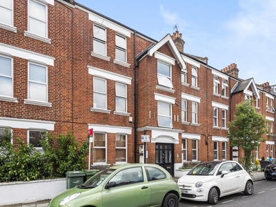 2 bedroom Flat for sale in Bavent Road, Camberwell SE5