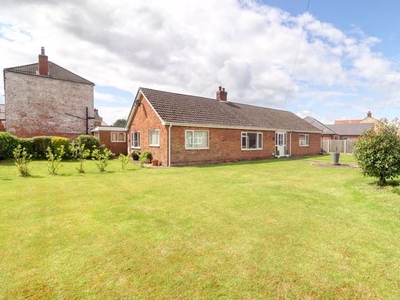 Detached bungalow for sale in Bowling Green Lane, Crowle, Scunthorpe DN17