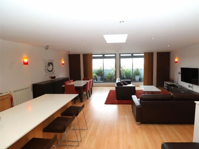 2 bedroom apartment for sale in Fleet Street, Birmingham, West Midlands, B3
