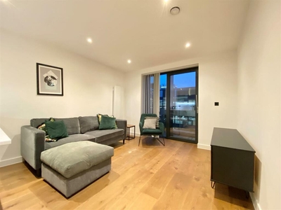 2 bedroom apartment for sale in Manhattan Apartments, George Street, Manchester, M1