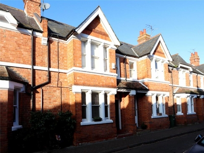 3 bedroom terraced house for sale in York Road, Stony Stratford, Buckinghamshire, MK11