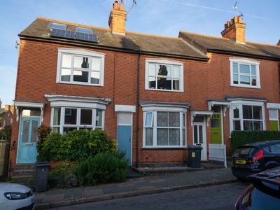 3 bedroom terraced house for sale Leicester, LE2 1WB